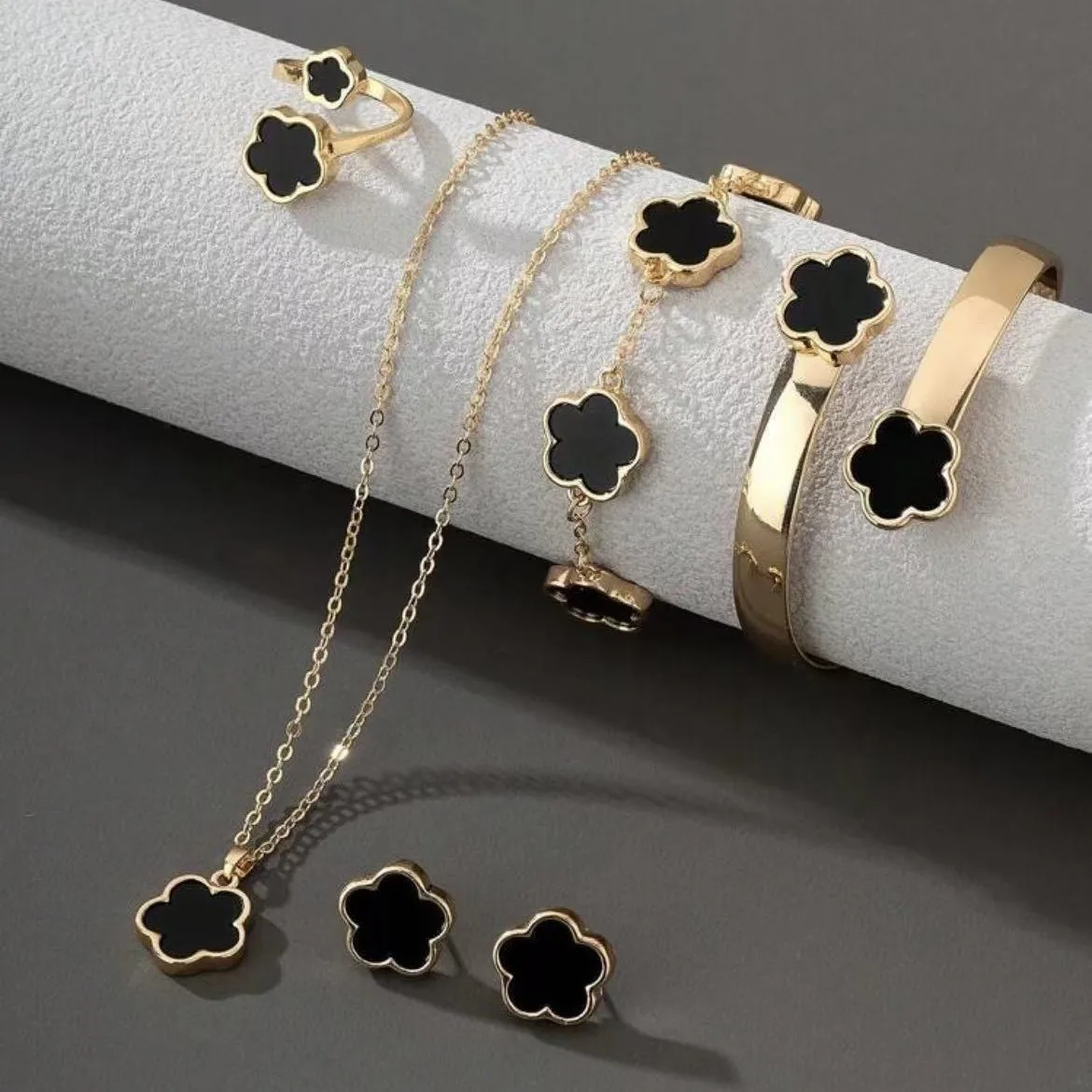 Black five-piece plate set-114