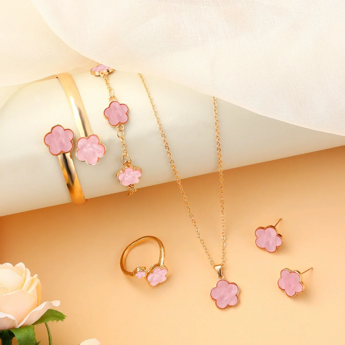 Pink five-piece plate set-114