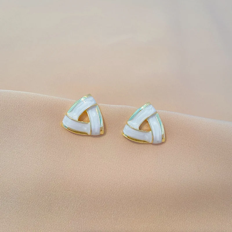 89 temperament joker triangle earrings-333