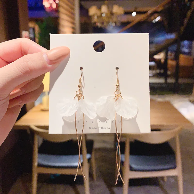 38 transparent flower tassel ear hook-333